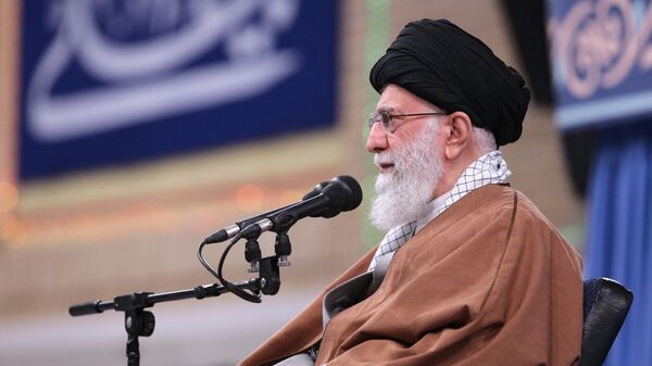  Верховный лидер Ирана аятолла Али Хаменеи произносит речь в столице страны Тегеране.  1 января 2020