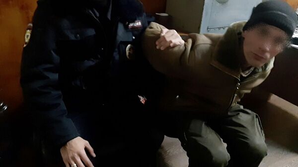 Задержанный житель Владивостока, подозреваемый в повреждении автомобильных шин