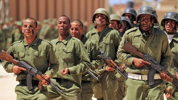 Военнослужащие Ливийской национальной армии под командованием Халифы Хафтара