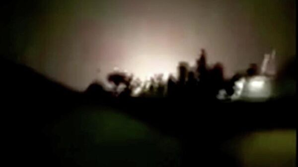 Скриншот видео взрыва на авиабазе в Ираке, 8 января 2020