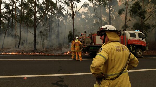 Тушение лесных пожаров в Австралии