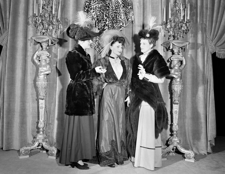 Показ в честь 50-летия создания одежды Жака Хайма. Париж, 1948