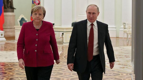  Президент РФ Владимир Путин и федеральный канцлер Германии Ангела Меркель после встречи