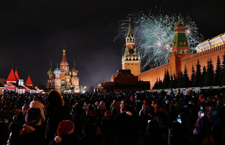 Празднование Нового года в Москве