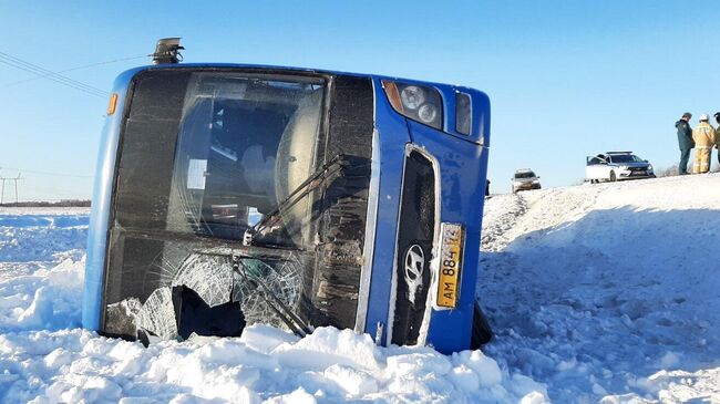 ДТП на 174 км автодороги Тюмень-Ханты-Мансийск с автобусом