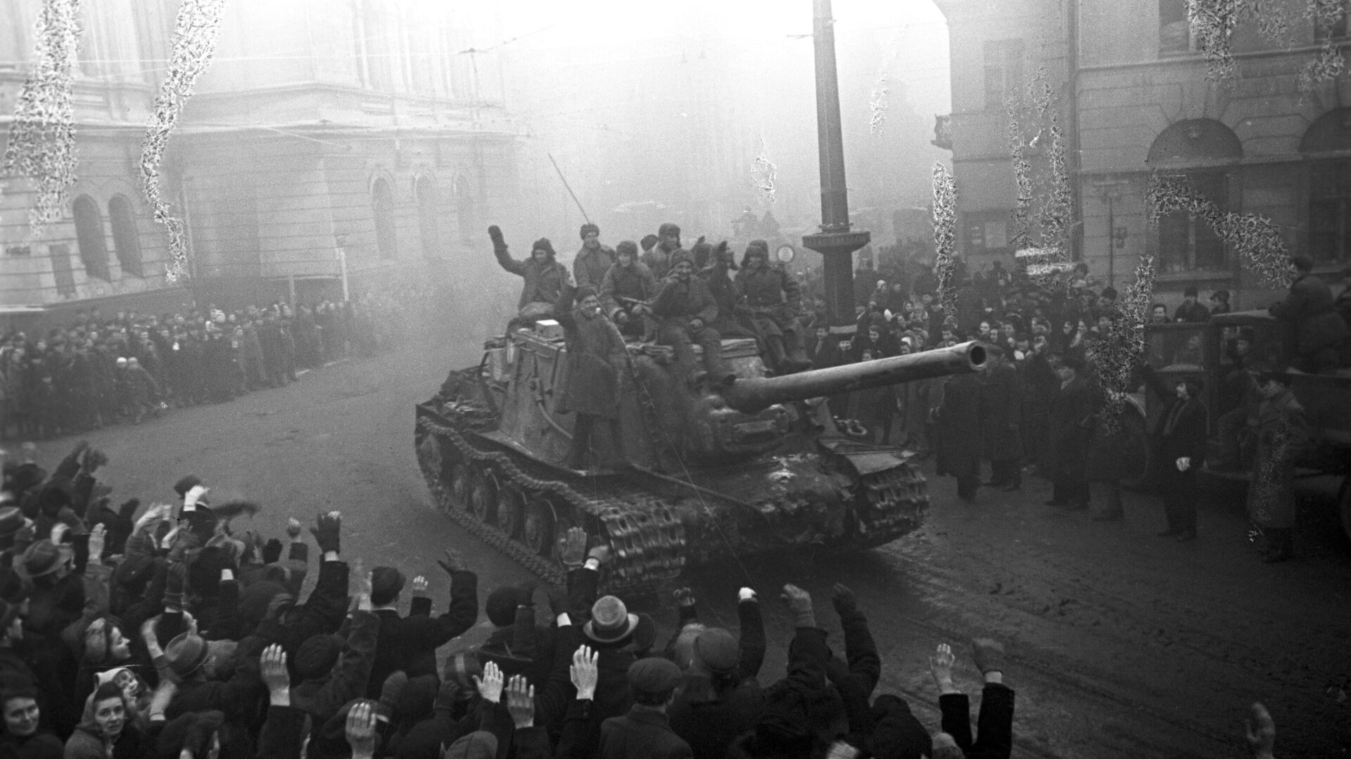 Освобождение 19 января 1945 г. войсками 1-го Белорусского фронта польского города Лодзь  - РИА Новости, 1920, 01.09.2024