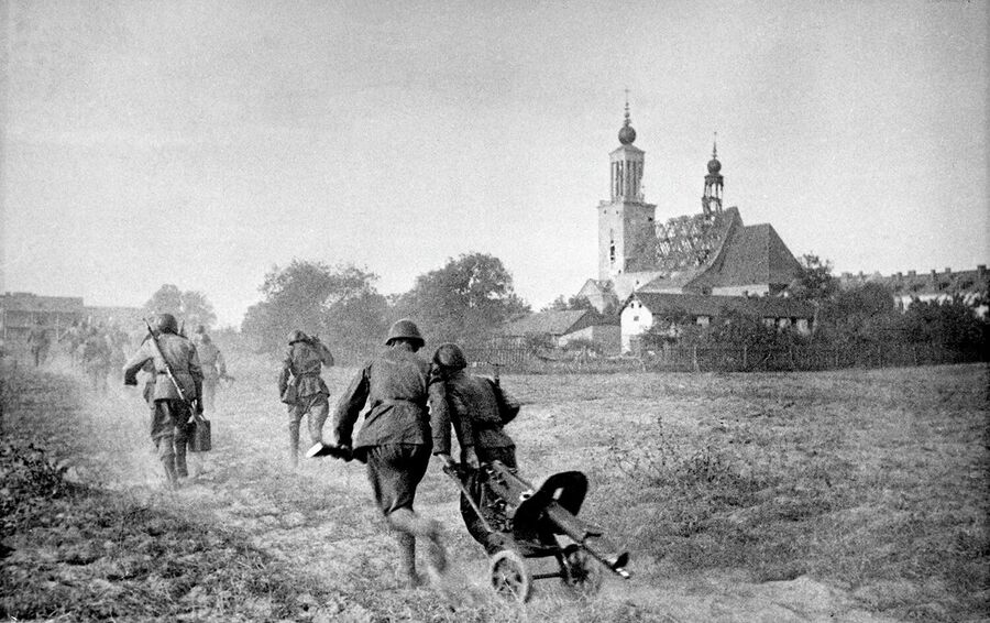 Великая Отечественная война 1941–1945 гг.  Июль - начало августа 1944 года. Бои на подступах к Варшаве
