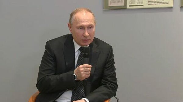 Владимир Путин: Мы заткнем рот тем, кто пытается переиначить историю