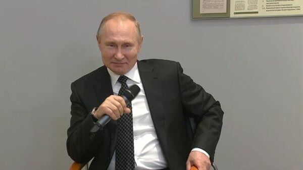 Владимир Путин пообещал выделить ветеранам по 75000 рублей