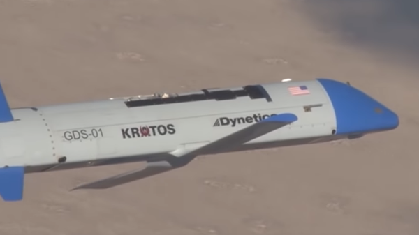 Испытания американского беспилотника X-61А