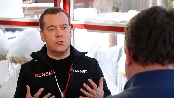 Заместитель председателя Совета безопасности РФ Дмитрий Медведев во время интервью Первому каналу