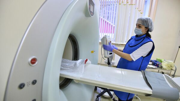 Обследование пациента с использованием позитронно-эмиссионного томографа