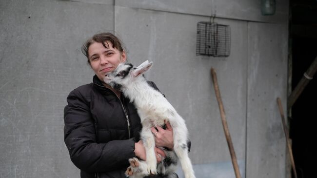 За шоколадку Диана купила козленка. Планирует его вырастить и продать