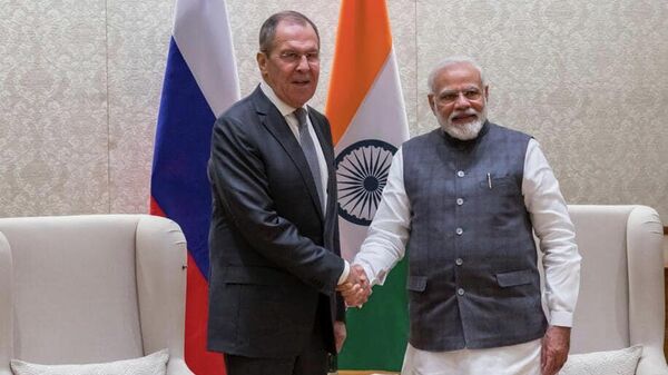 Министр иностранных дел РФ Сергей Лавров и премьер-министр Республики Индии Нарендра Моди