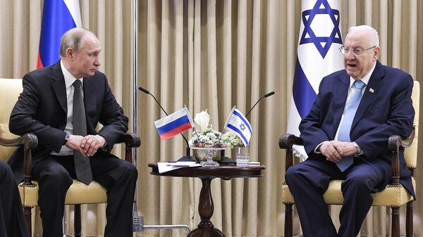 Президент РФ Владимир Путин и президент Израиля Реувен Ривлин во время встречи