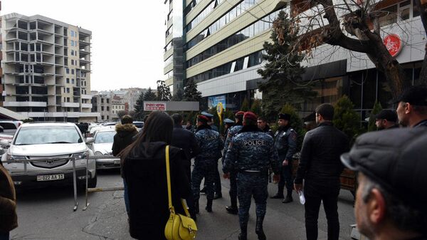 Ситуация у здания Эребуни-плаза в Ереване. 23 января 2020