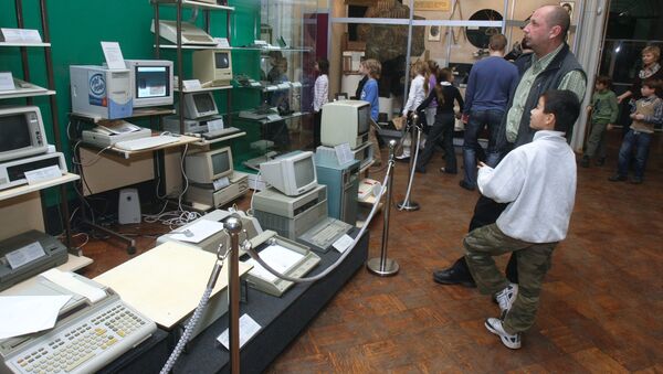 На выставке 60 лет российской информатике