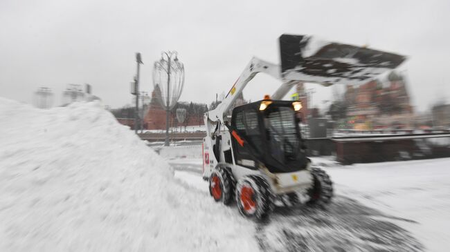 Уборка снега в Москве 