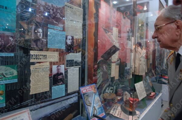 Выставка 90 лет военной контрразведке