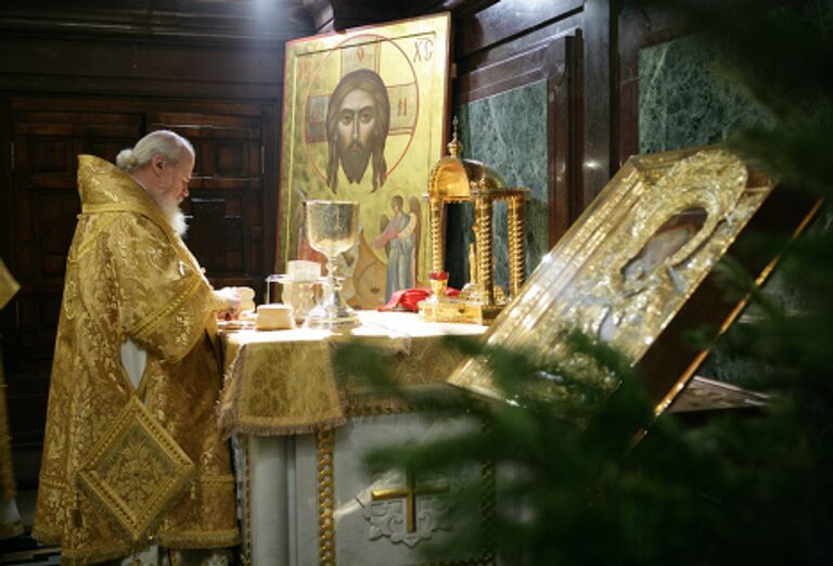 Патриарх Московский и Всея Руси Алексий II