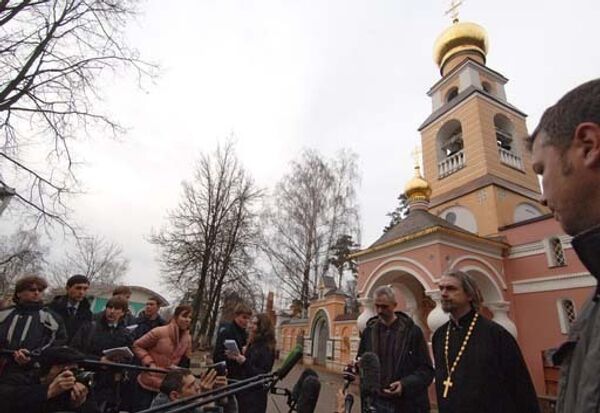 В патриаршей резиденции в Переделкино в момент объявления о кончине Алексия II
