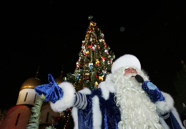 Дед Мороз на соборной площади Кремля