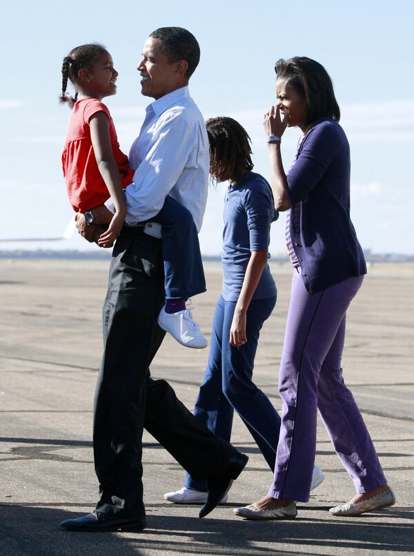 Обама в 2010 году вместе со всей семьей посетит Индонезию