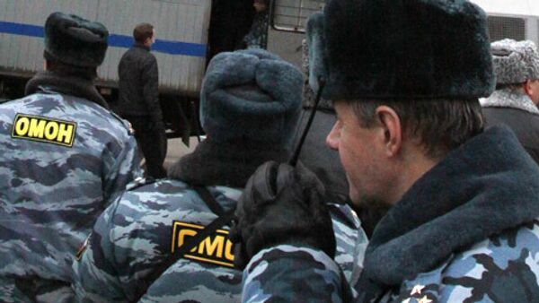 Милиция усилит охрану Внуково, куда прибудет Благодатный огонь