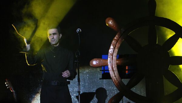 Вячеслав Бутусов на концерте в честь 25-летия группы Наутилус Помпилиус, архивное фото