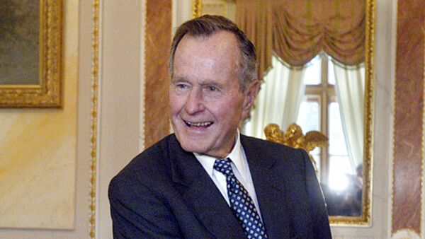 Экс-президент США Джордж Буш. Архив