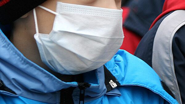 В Брюсселе не хотели пускать в самолет детей в масках от гриппа