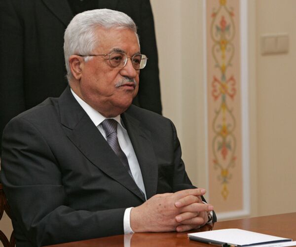 Махмуд Аббас отказался переизбираться на пост главы ПНА