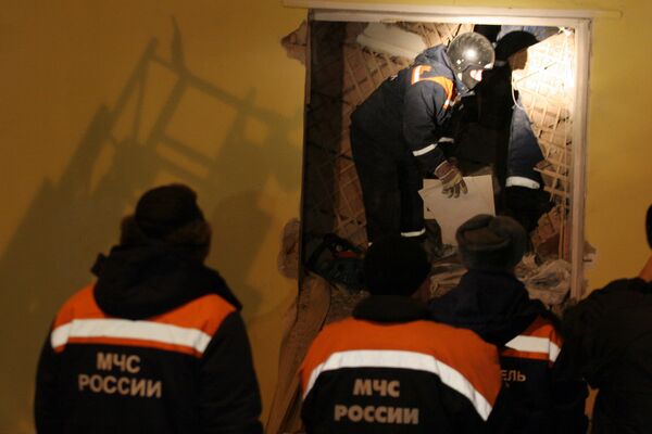 Из-за взрыва котла в доме в Магнитогорске обрушились перегородки
