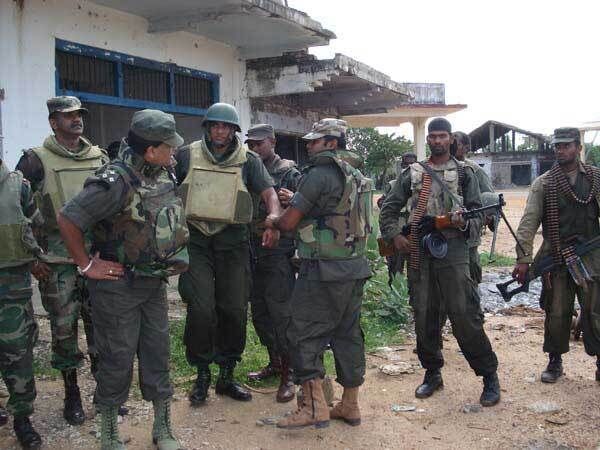 Войска Шри-Ланки участвуют в боях по освобождению севера страны от тамильских сепаратистов