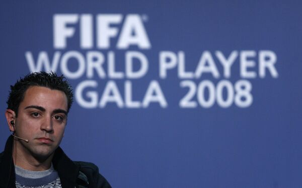 Хави во время вручения премии лучшему футболисту года ФИФА
