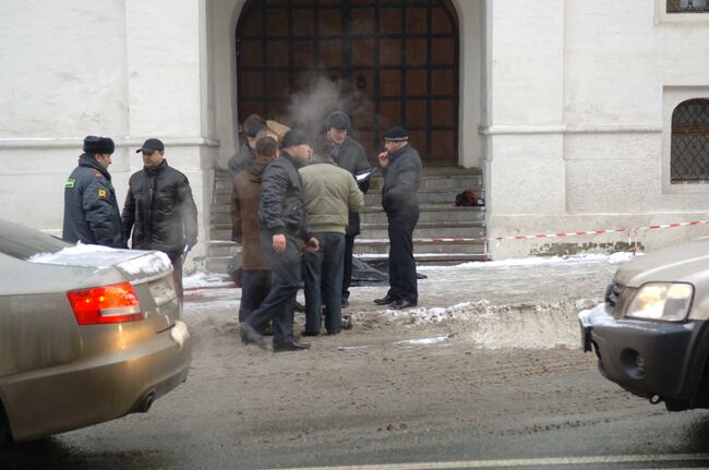 На месте убийства адвоката в центре Москвы. Улица Пречистенка