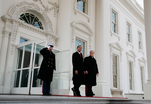 Президент США Джордж Буш младший и новоизбранный президент США Барак Обама