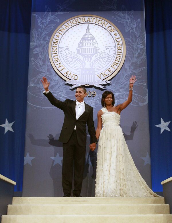 Президент США Барак Обама с супругой Мишель на инаугурационном балу Biden Home State