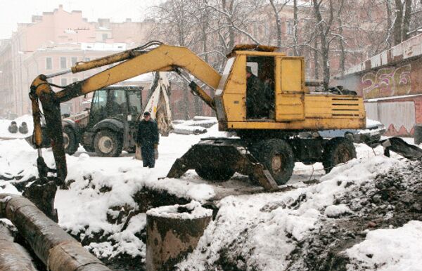 Около 4 тысяч жителей города Назарово Красноярского края в 30-градусный мороз остались без тепла из-за прорыва на теплотрассе