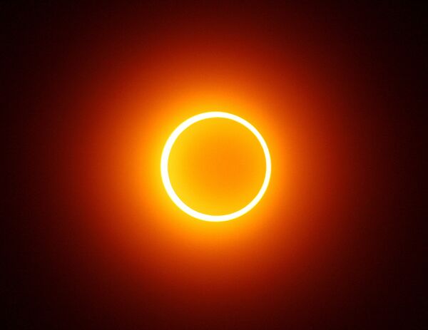 Полная фаза кольцеобразного солнечного затмения