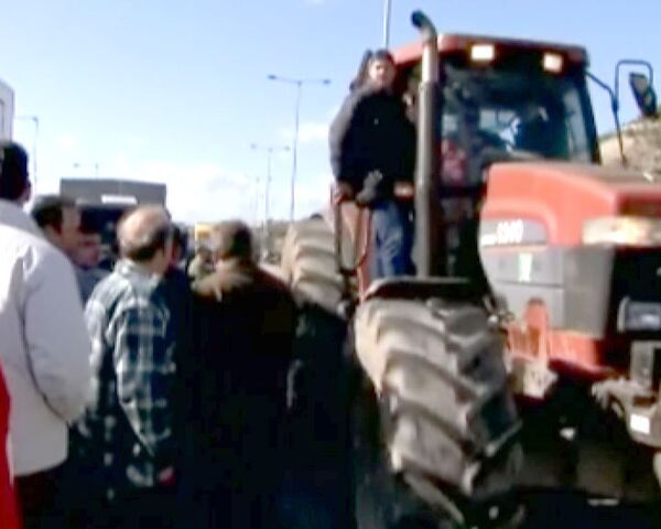 Забастовка фермеров парализовала Грецию