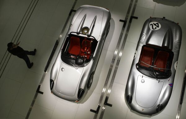 Porsche 718 W-RS Spyder (слева) и Porsche 718 RS 60 Spyder