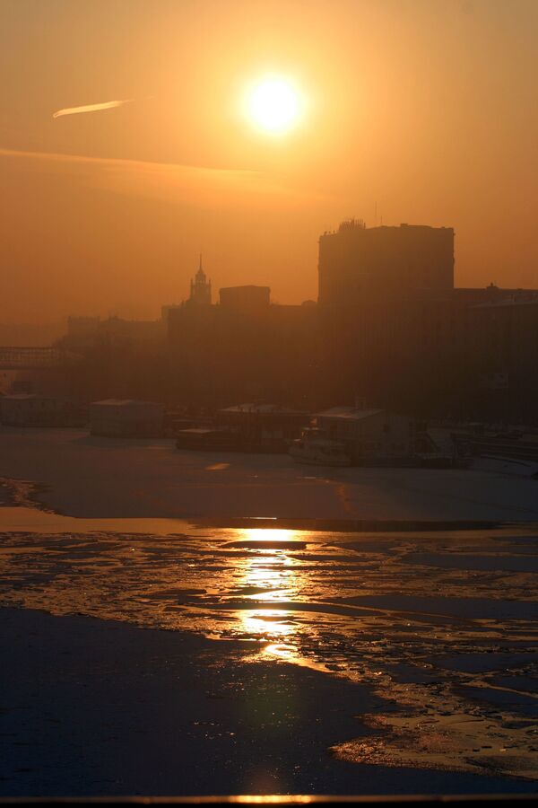 Москва-река в холодный вечер