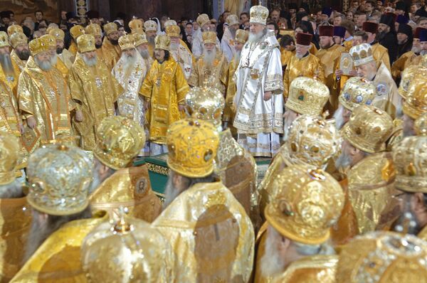 Церемония интронизации 16-го предстоятеля Русской Православной Церкви Патриарха Московского и всея Руси Кирилла