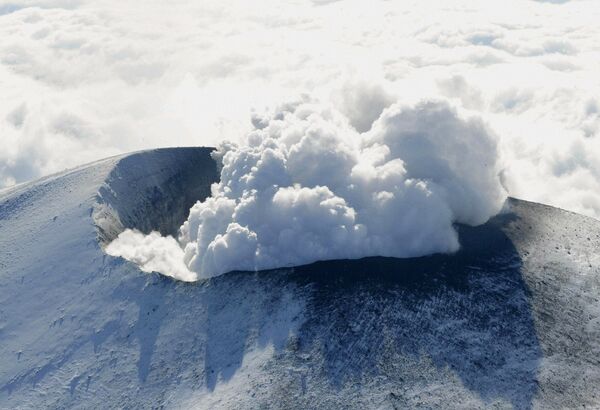 Извержение вулкана Асама в Японии