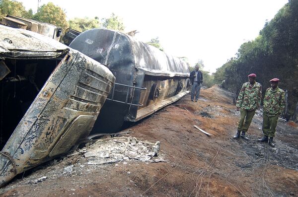 Число погибших при взрыве бензовоза в Кении достигло 122 человек