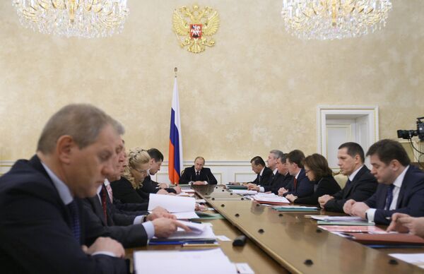 Правительство РФ рассмотрит реализацию антикризисных мер