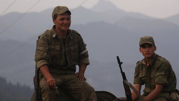 Российские военнослужащие в зоне грузино-югоосетинского конфликта. Архив