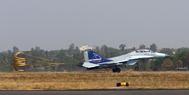 Российский истребитель МиГ-35 на Aero India-2009 в Бангалоре