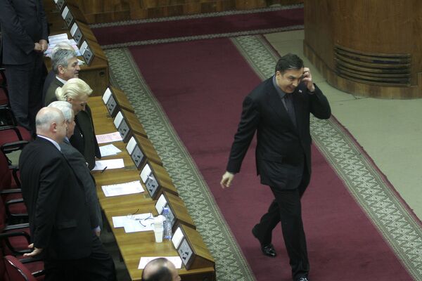 Экс-глава МИД Грузии призывает Саакашвили уйти в отставку до 9 апреля